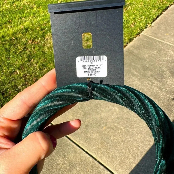 Women Navy Blue Velvet Headband NWT - Picture 5 of 5